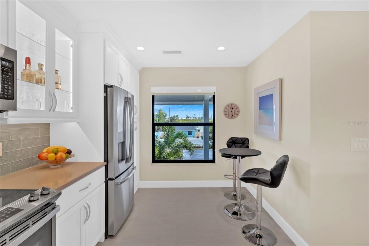 9226 Midnight Pass Road, Unit 3B, Sarasota, FL 34242 Photo