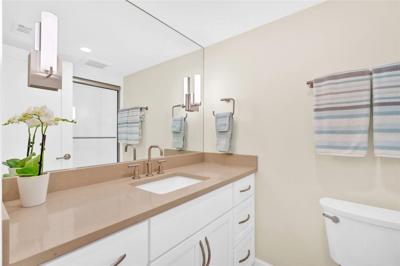 9226 Midnight Pass Road, Unit 3B, Sarasota, FL 34242 Photo