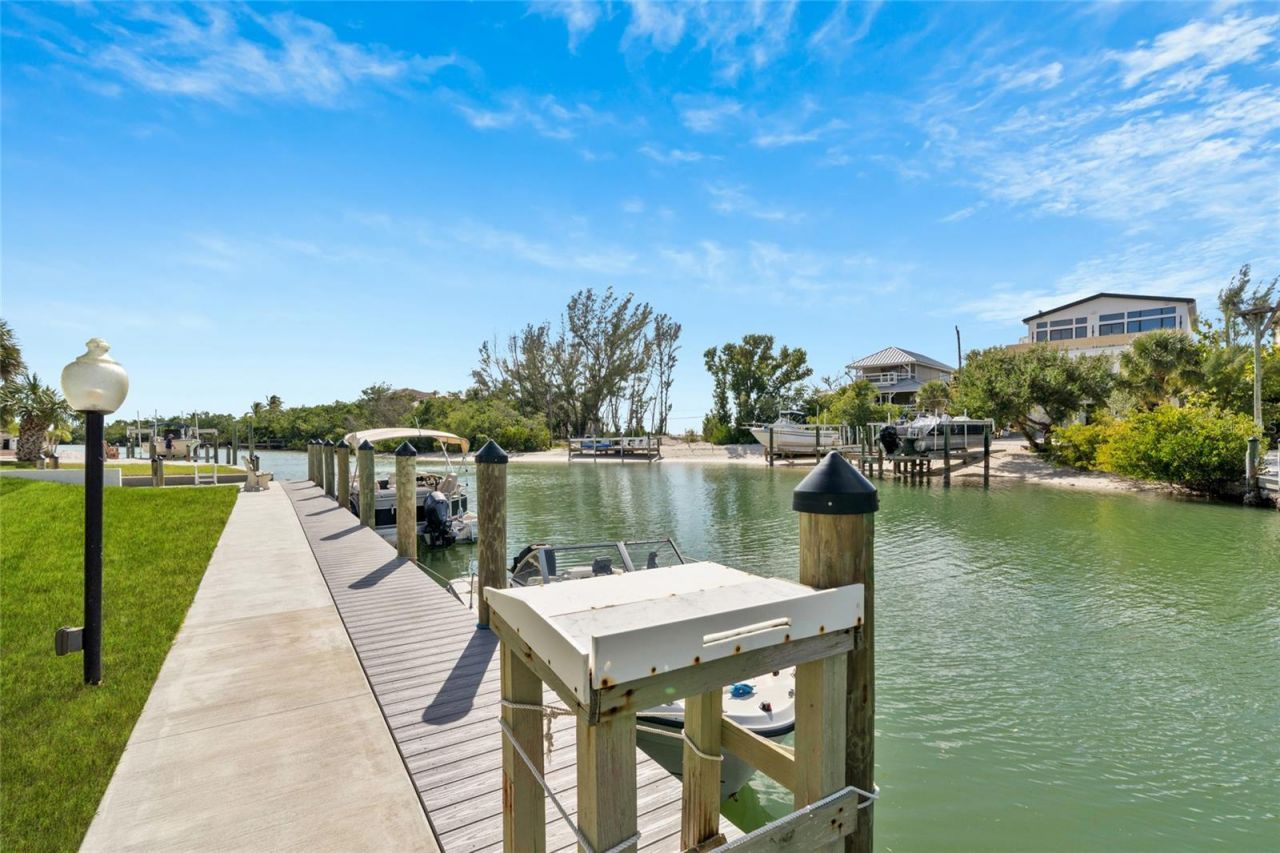 9226 Midnight Pass Road, Unit 3B, Sarasota, FL 34242 Photo