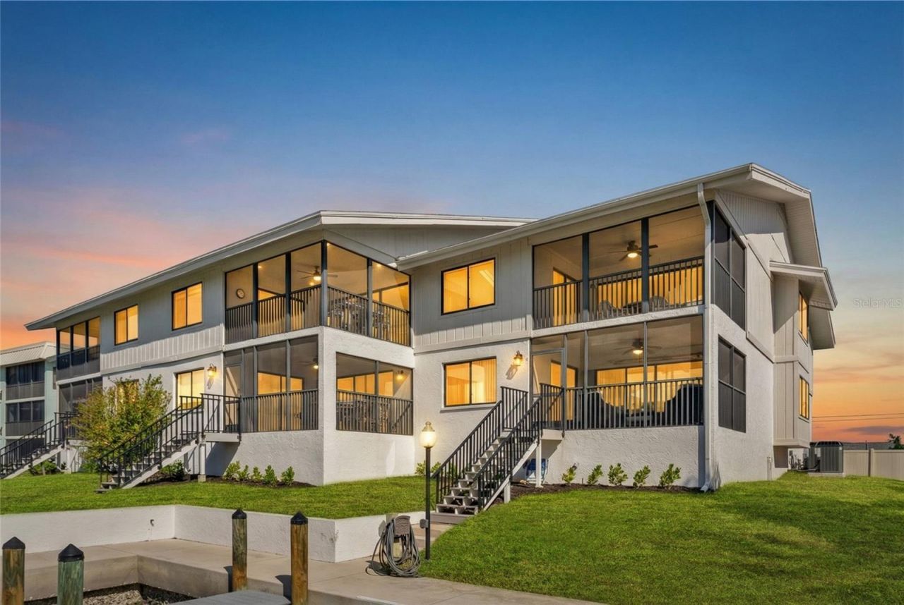 9226 Midnight Pass Road, Unit 3B, Sarasota, FL 34242 Photo