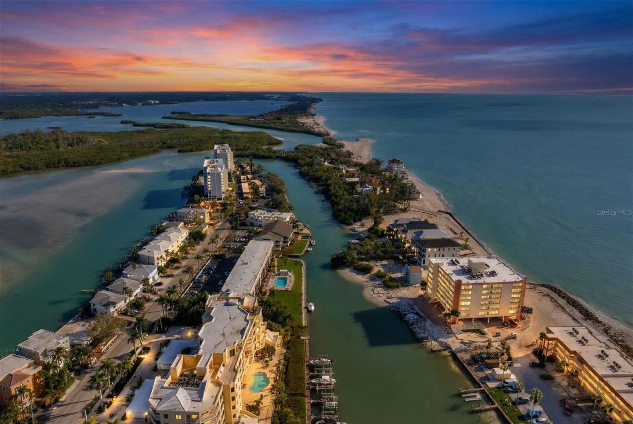 9226 Midnight Pass Road, Unit 3B, Sarasota, FL 34242 Photo