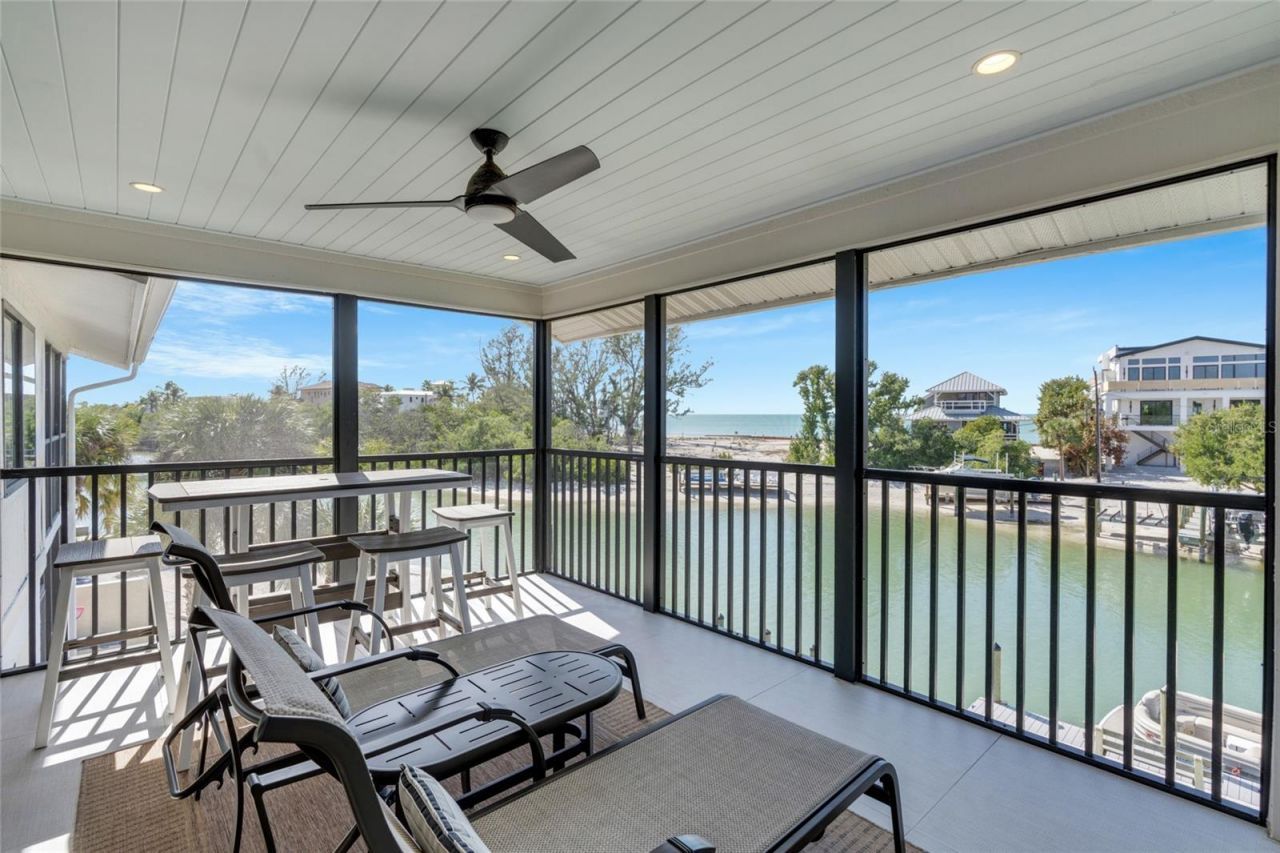 9226 Midnight Pass Road, Unit 3B, Sarasota, FL 34242 Photo