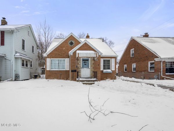 3906 Garrison Road, Toledo, OH 43613