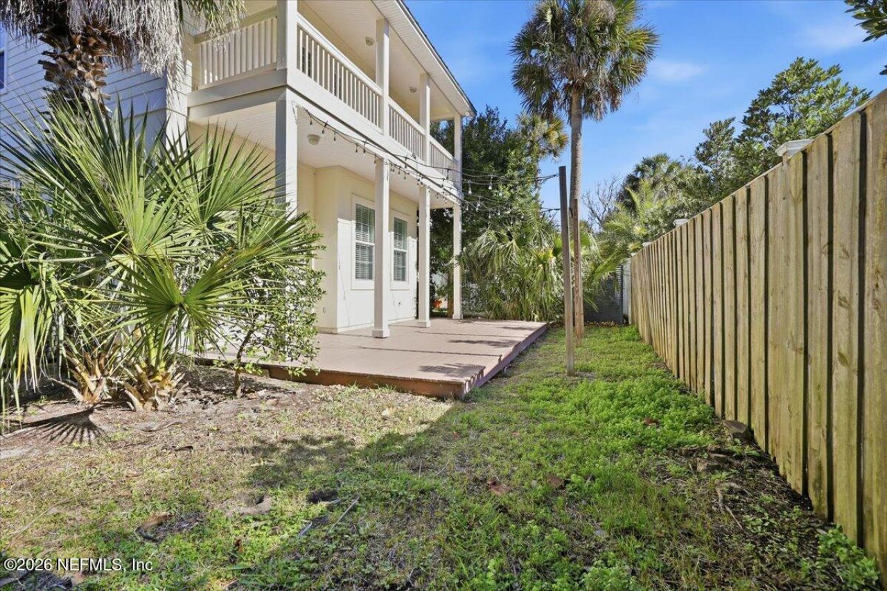 76 17th Street, Atlantic Beach, FL 32233 Photo