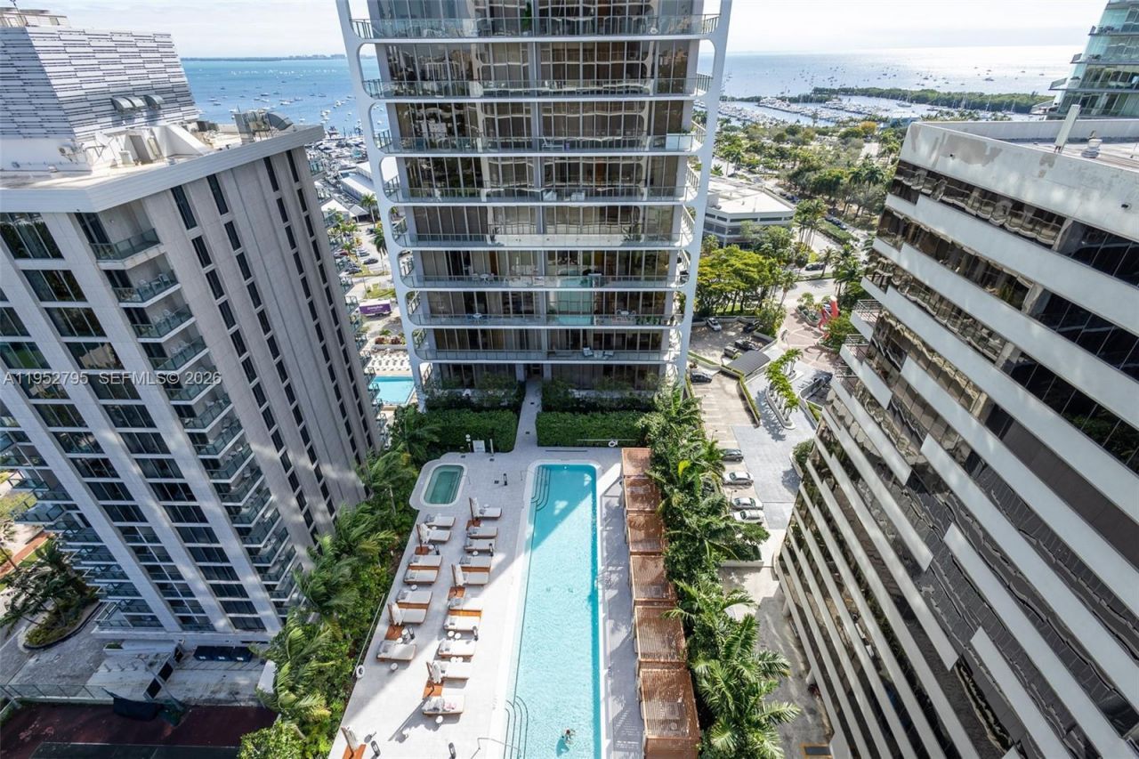 2678 Tigertail Ave, Unit 1707, Miami, FL 33133 Photo