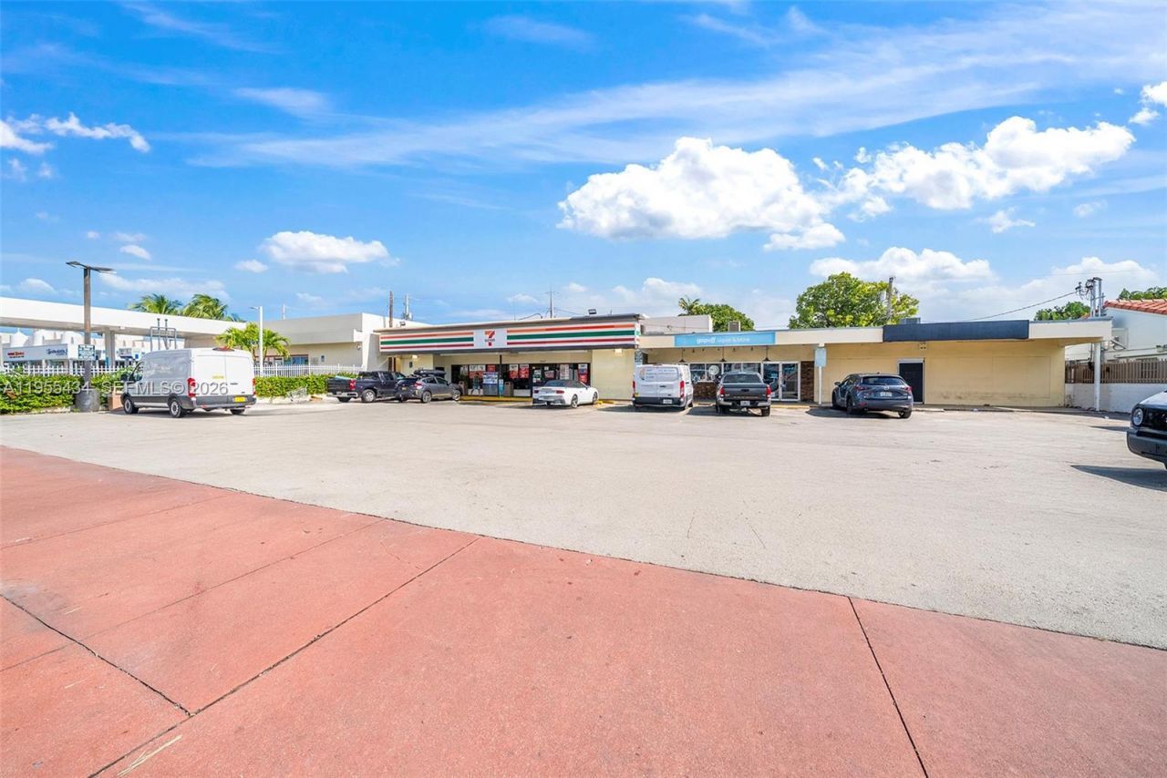 1441 Alton Rd , Miami Beach, FL 33139 Photo