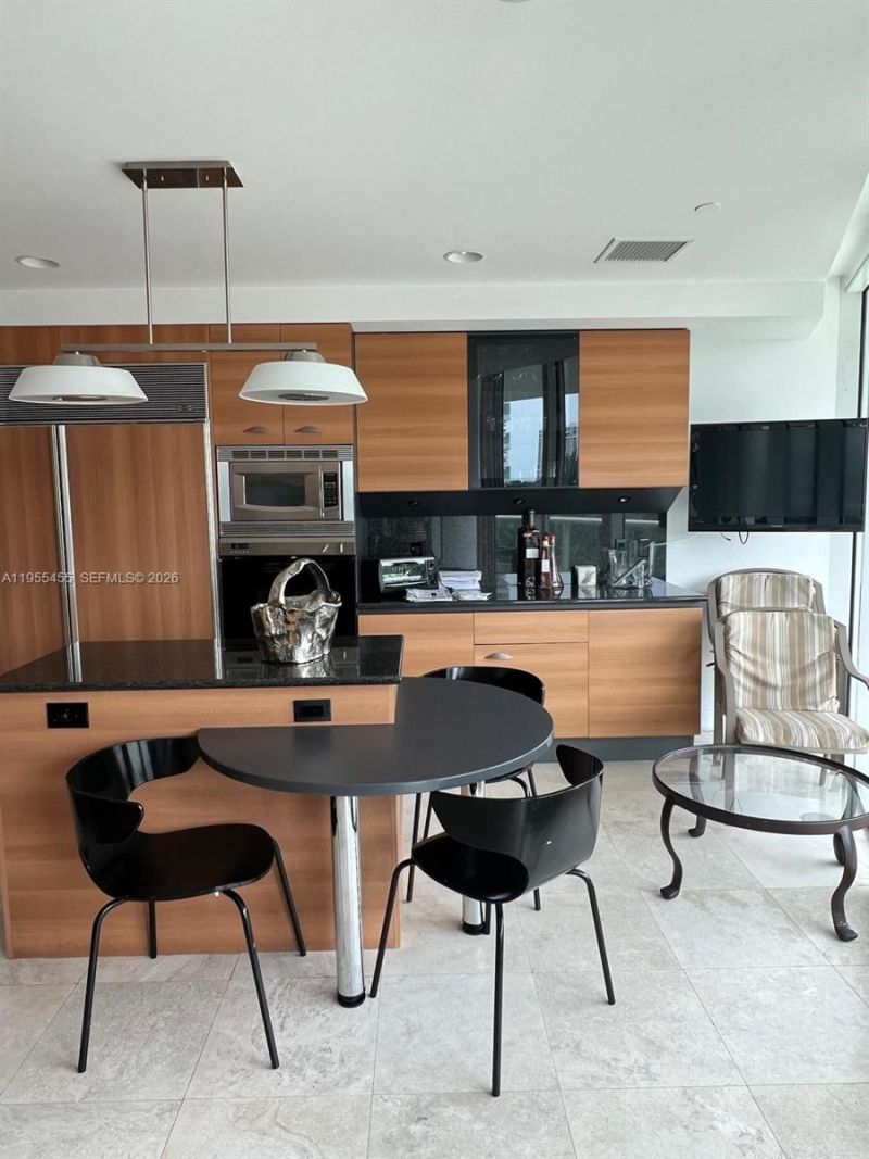 19955 NE 38th Ct , Unit 606, Aventura, FL 33180 Photo