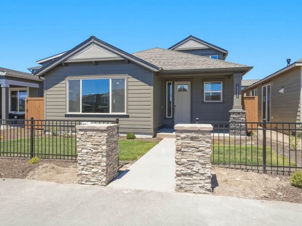 20892 SE Caldera Drive, Bend, OR 97702