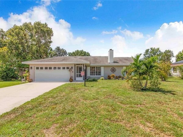 910 Liberty Lane, AUBURNDALE, FL 33823