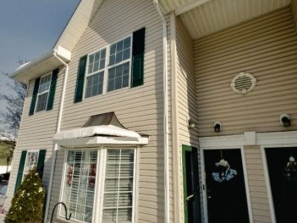 34 Chanda Ct, Clifton, NJ 07012