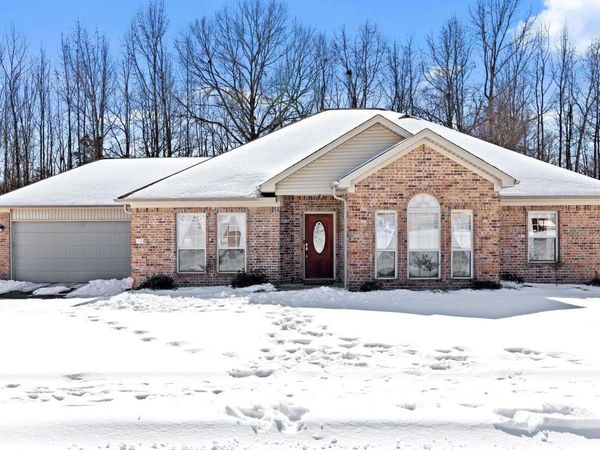 16 Lakeland Dr, Cabot, AR 72023