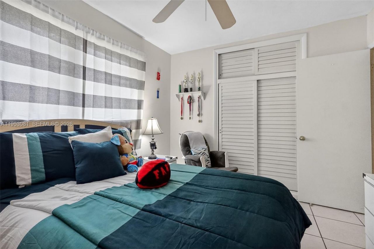 6861 SW 1st Ct , Pembroke Pines, FL 33023 Photo