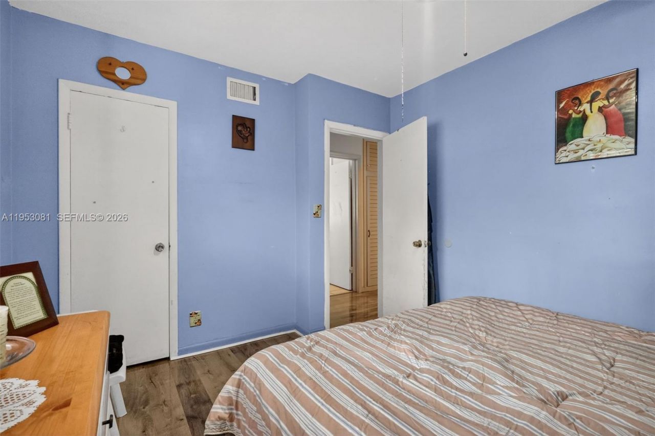 6861 SW 1st Ct , Pembroke Pines, FL 33023 Photo