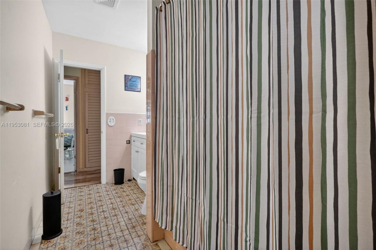 6861 SW 1st Ct , Pembroke Pines, FL 33023 Photo