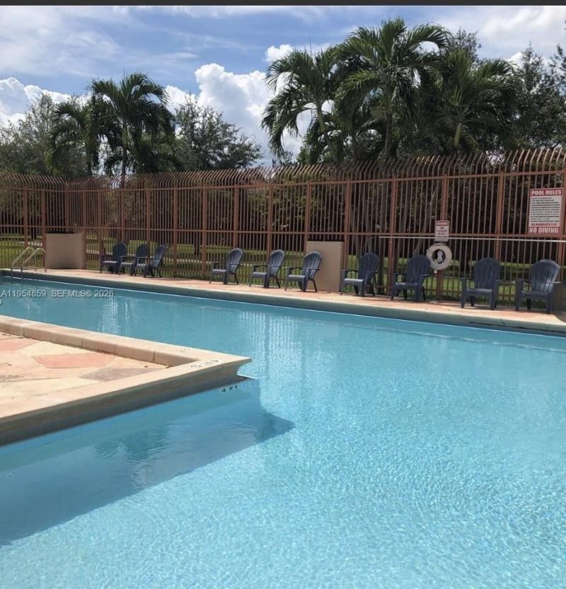 10229 NW 9th St Cir, Unit 213-2, Miami, FL 33172 Photo