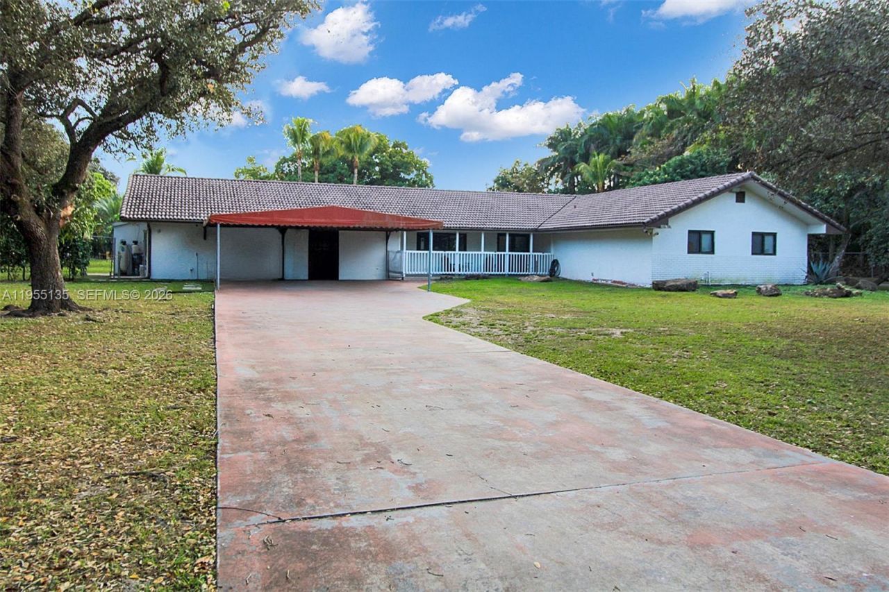 18280 SW 202nd St, Miami, FL 33187 Photo
