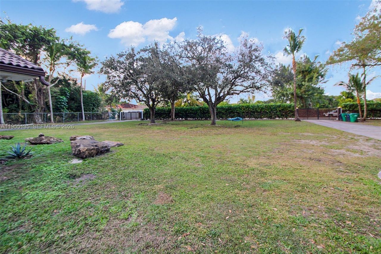 18280 SW 202nd St, Miami, FL 33187 Photo