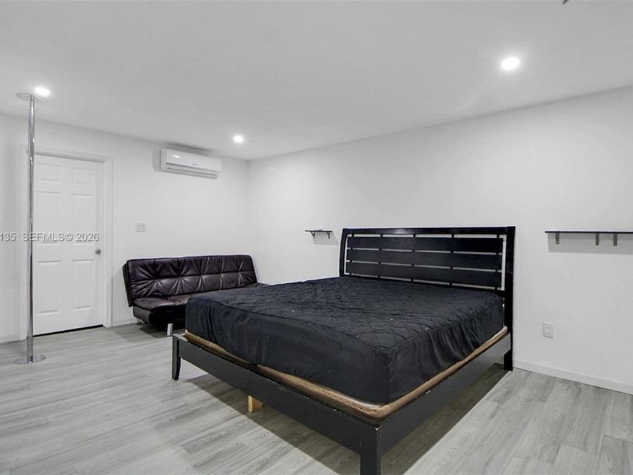 Property Image 64