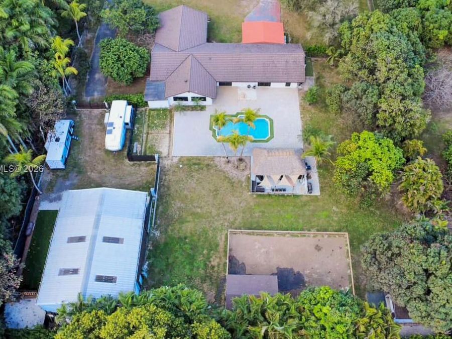 Property Image 75