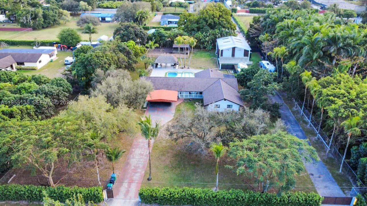 18280 SW 202nd St, Miami, FL 33187 Photo