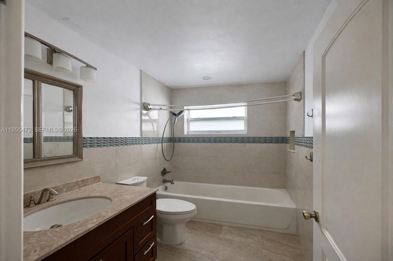 710 NW 78th Ave, Pembroke Pines, FL 33024 Photo