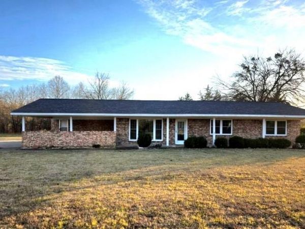 2508 Us-82, Clarksville, TX 75426