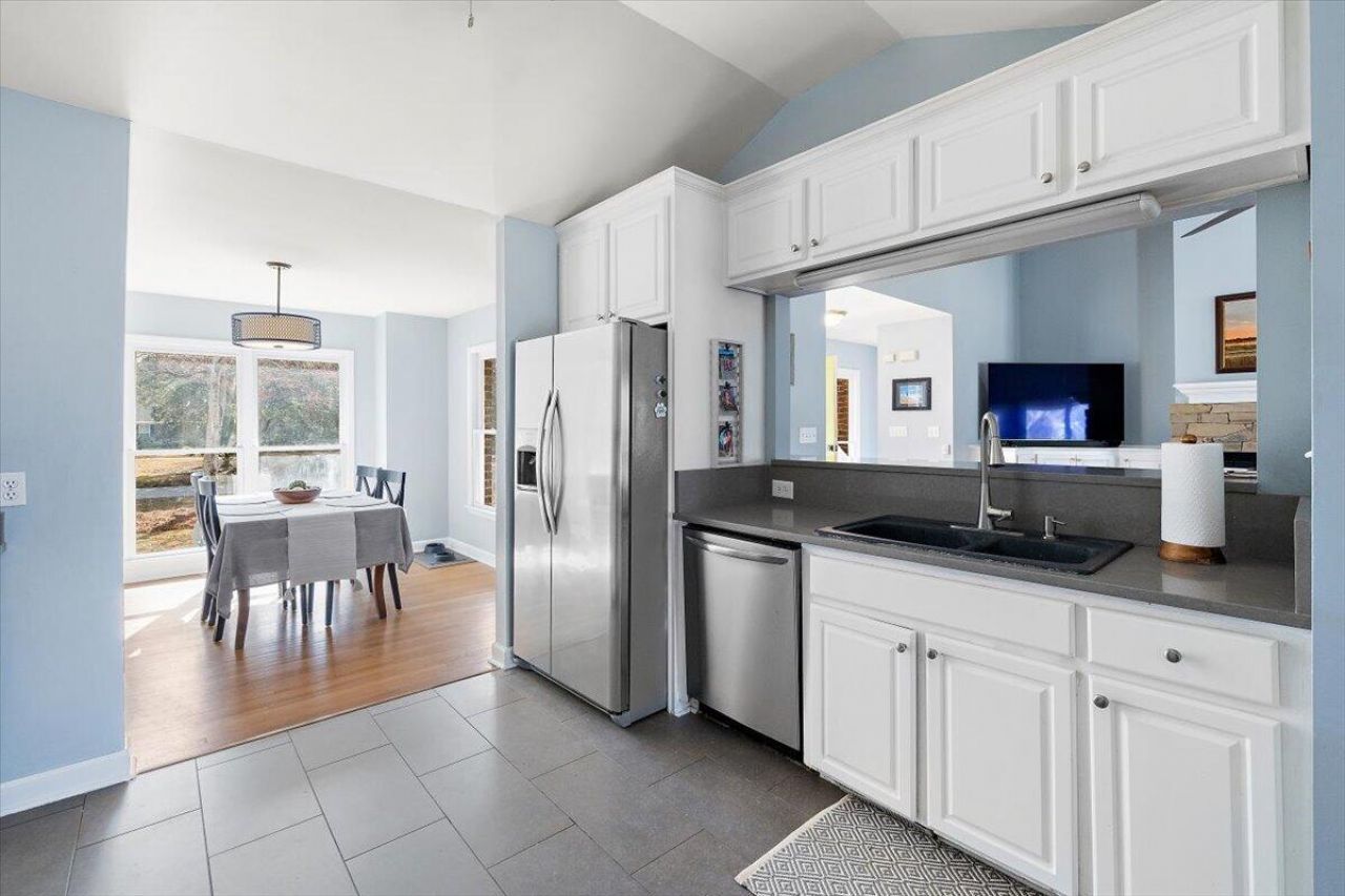 3582 Heathermoor Court Photo 12