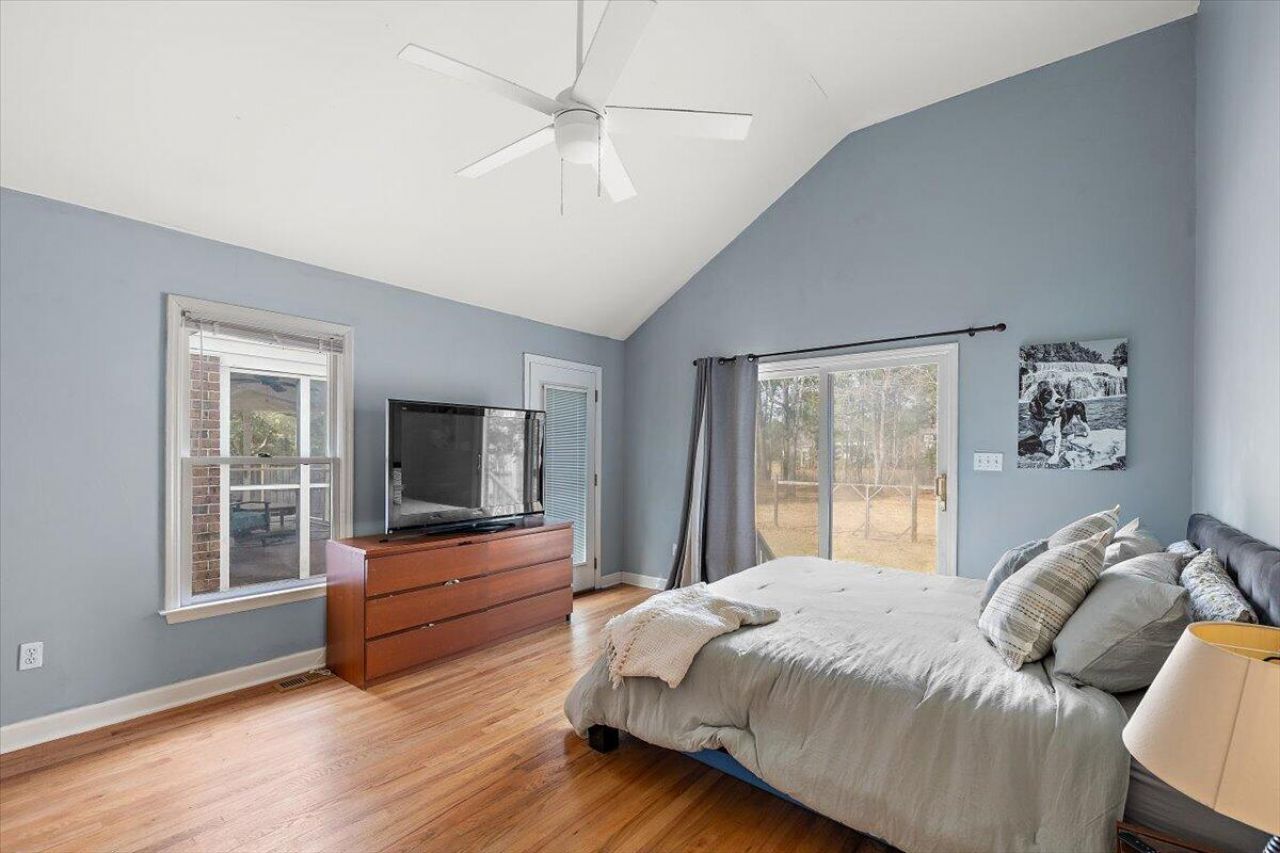 3582 Heathermoor Court Photo 18