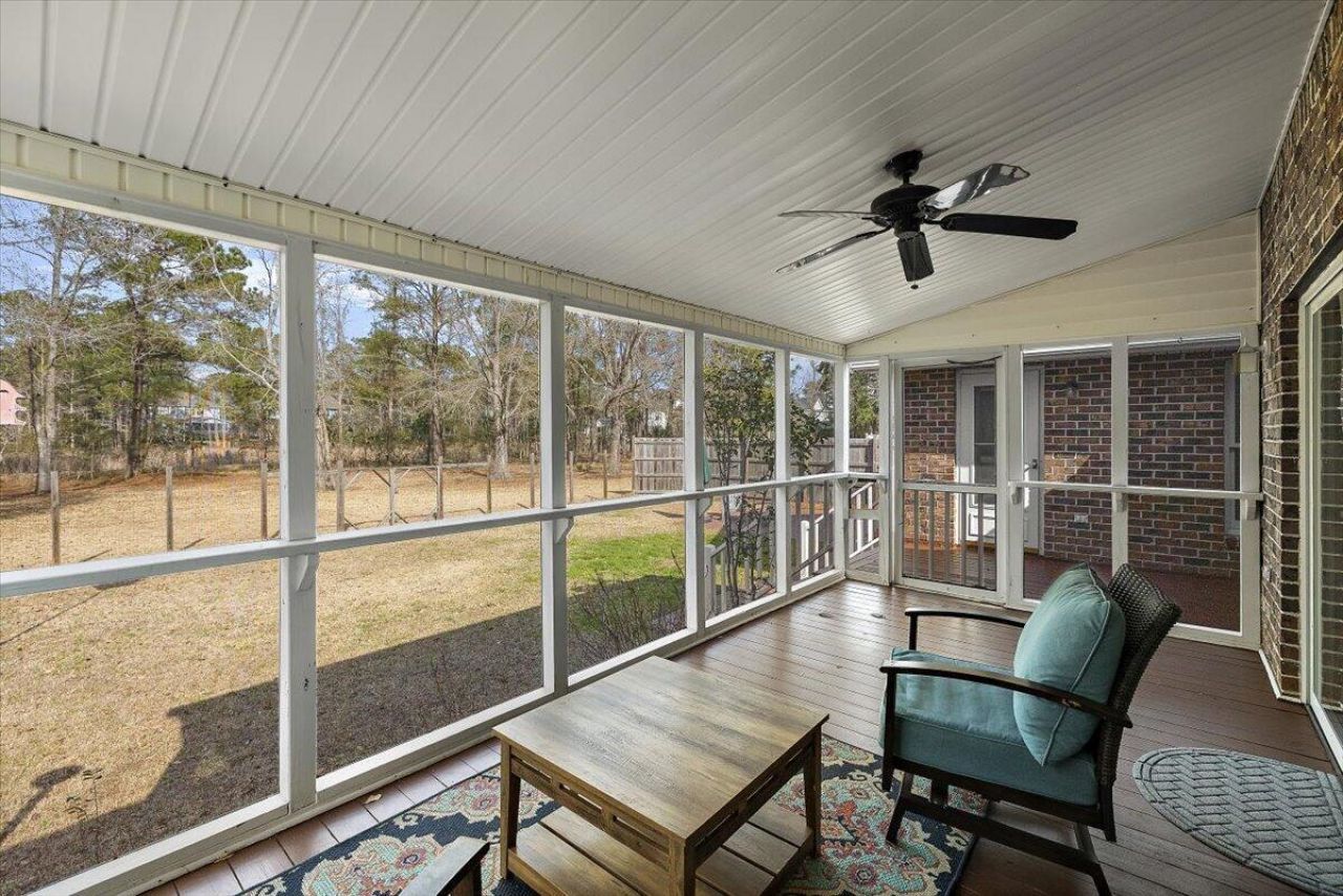 3582 Heathermoor Court Photo 25