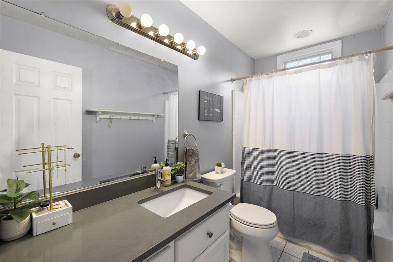 3582 Heathermoor Court Photo 28