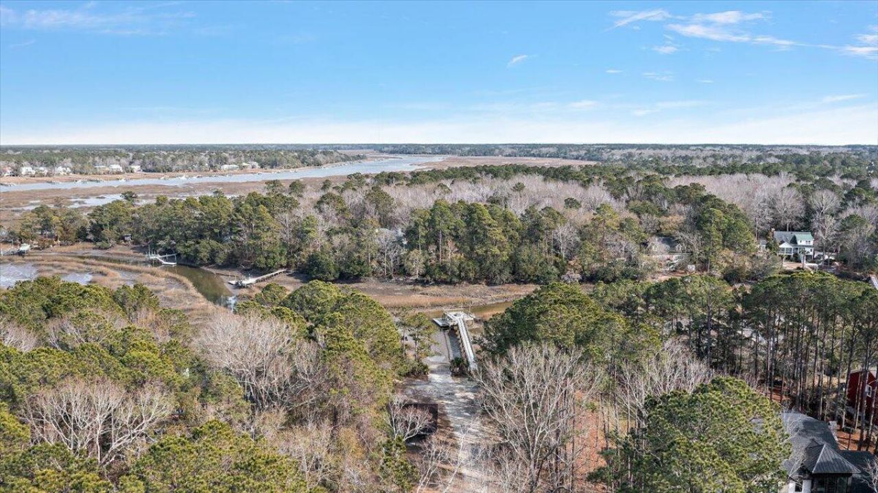 3582 Heathermoor Court Photo 4