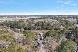 3582 Heathermoor Court photo 4