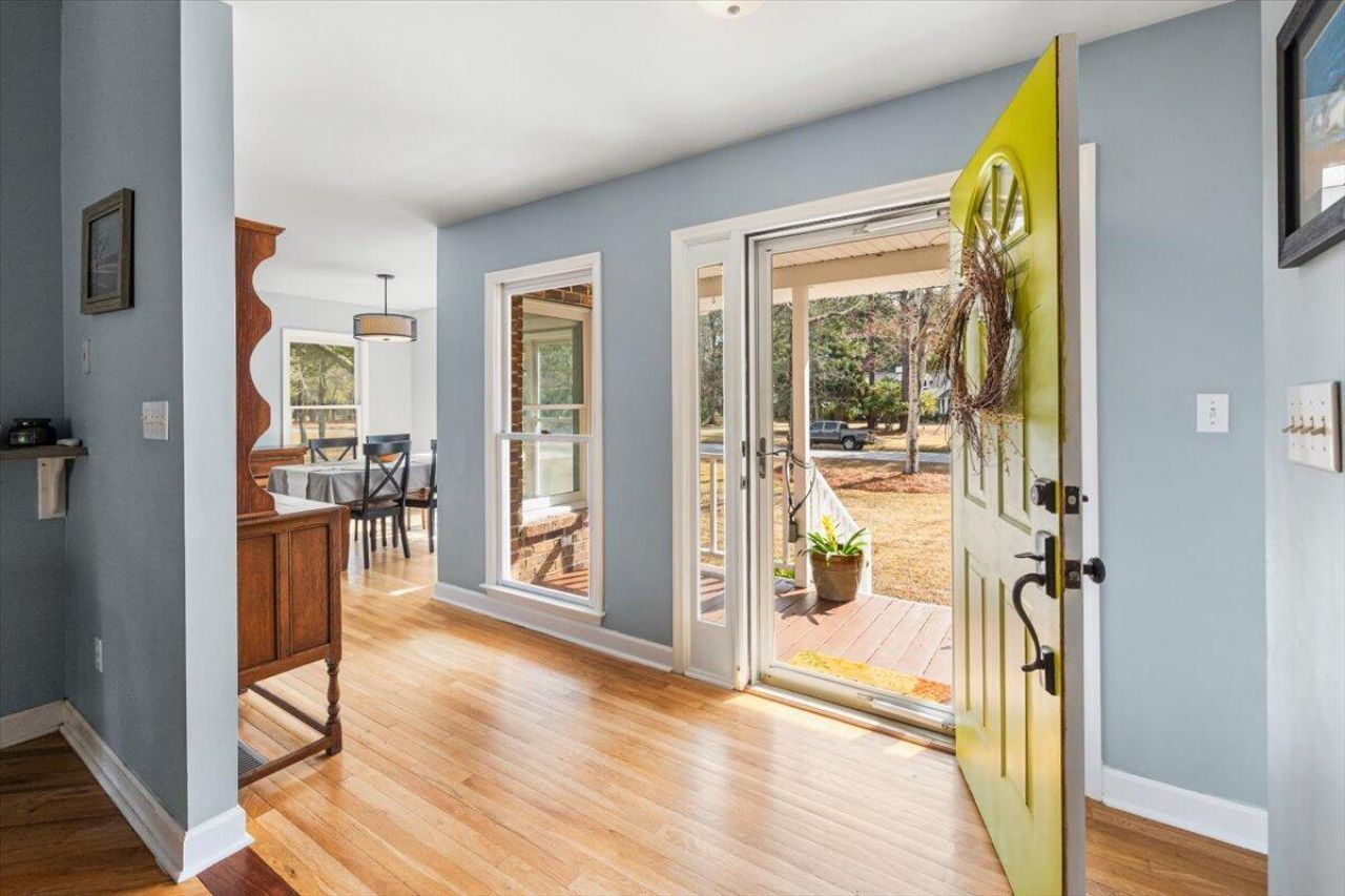 3582 Heathermoor Court Photo 5