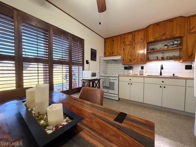 40 Victoria Dr , North Fort Myers, FL 33917 Photo