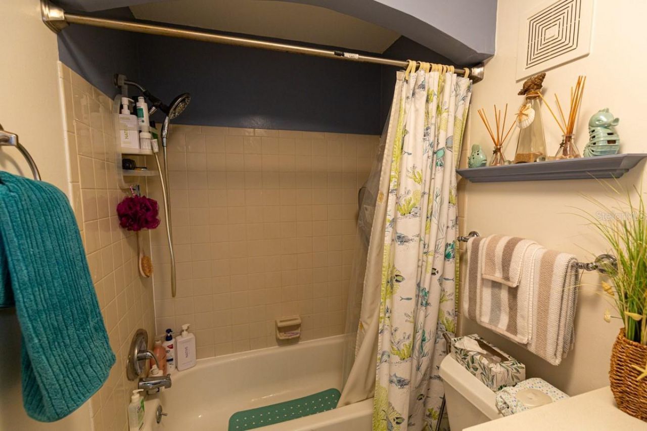 9834 87th Street, Seminole, FL 33777 Photo