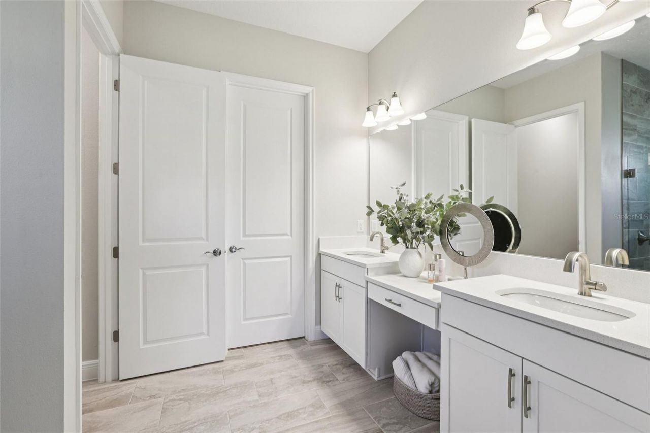 11263 Rustic Timber Loop, San Antonio, FL 33576 Photo