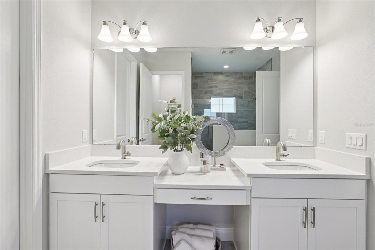 11263 Rustic Timber Loop, San Antonio, FL 33576 Photo