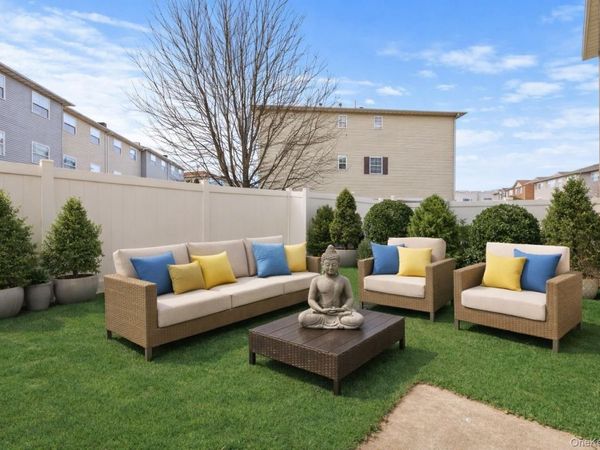 169 Surf Drive, Unit 109, Bronx, NY 10473