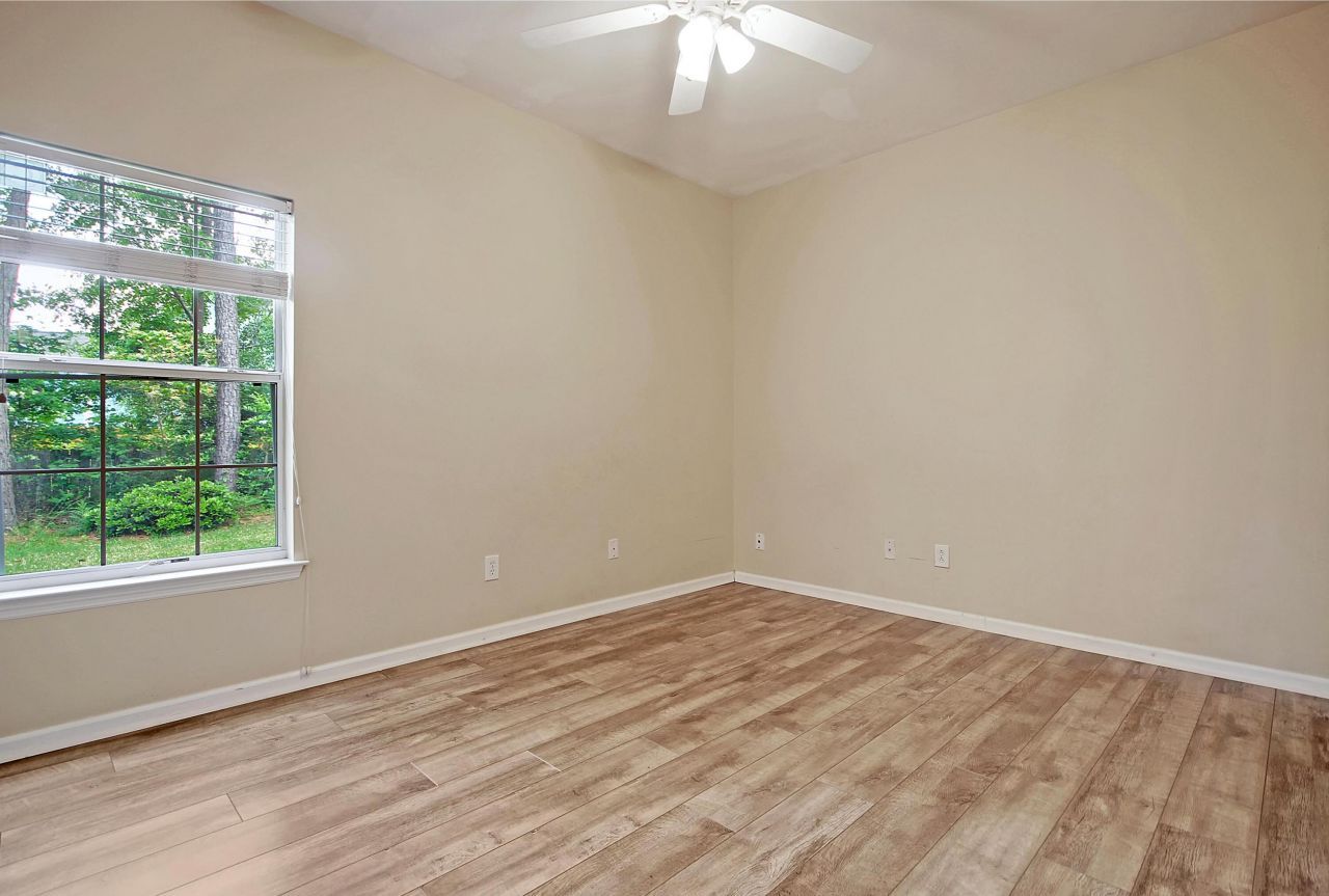 2264 Andover Way Photo 23