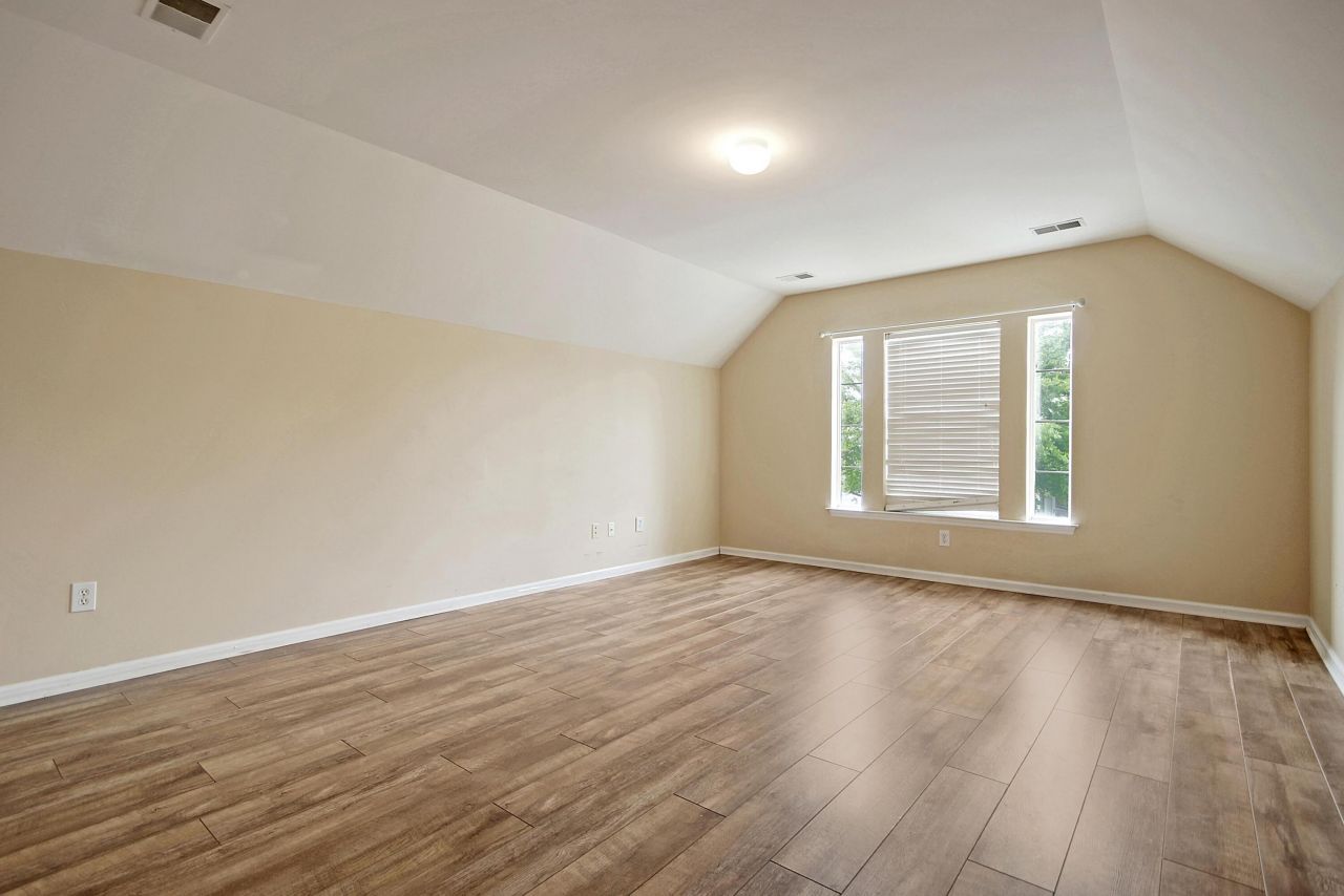 2264 Andover Way Photo 27