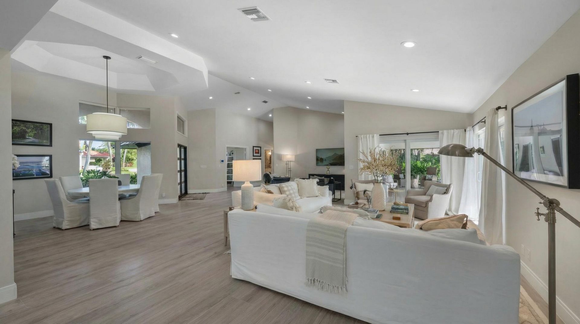 15495 Meadow Wood Drive, Wellington, FL 33414 Photo