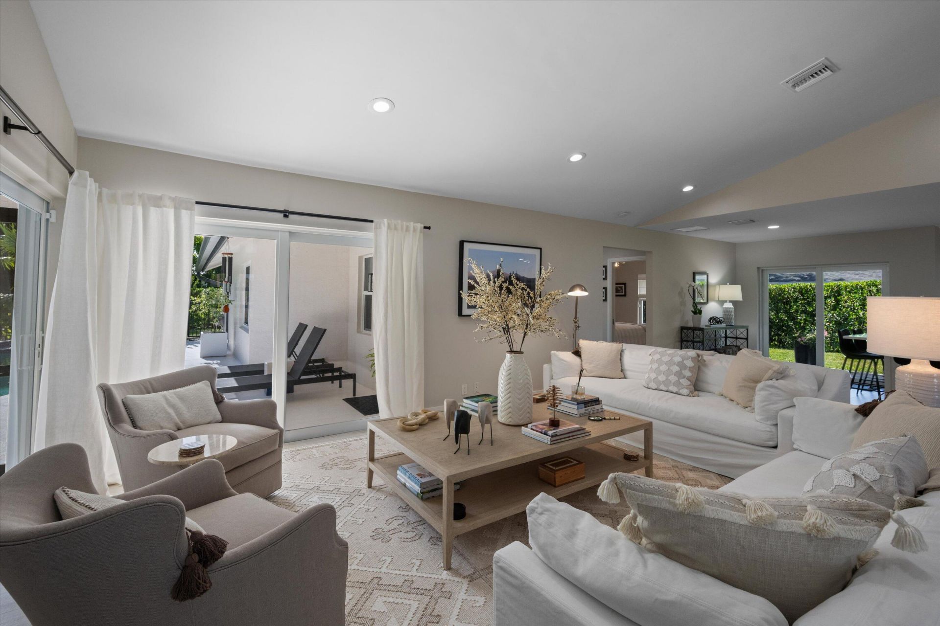 15495 Meadow Wood Drive, Wellington, FL 33414 Photo