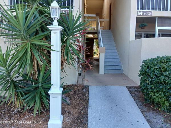 1648 Sunny Brook Lane NE, Unit M104, Palm Bay, FL 32905