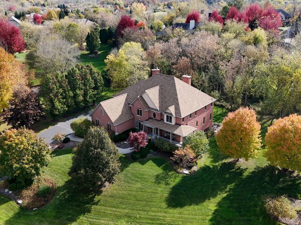 39716 Orchard Bluff Lane, Wadsworth, IL 60083