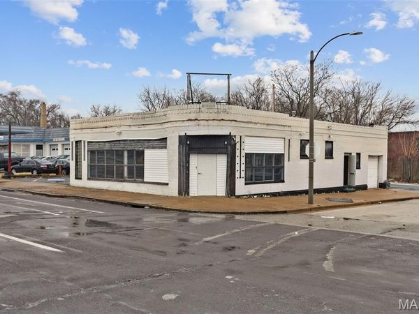 2600 N Florissant Avenue, St Louis, MO 63106