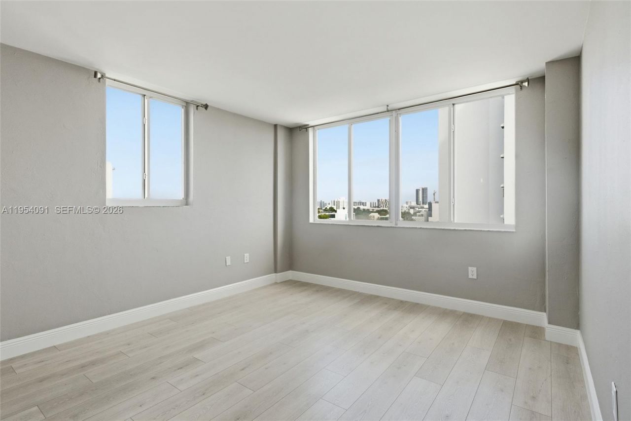 1345 Lincoln Rd, Unit 1006, Miami Beach, FL 33139 Photo