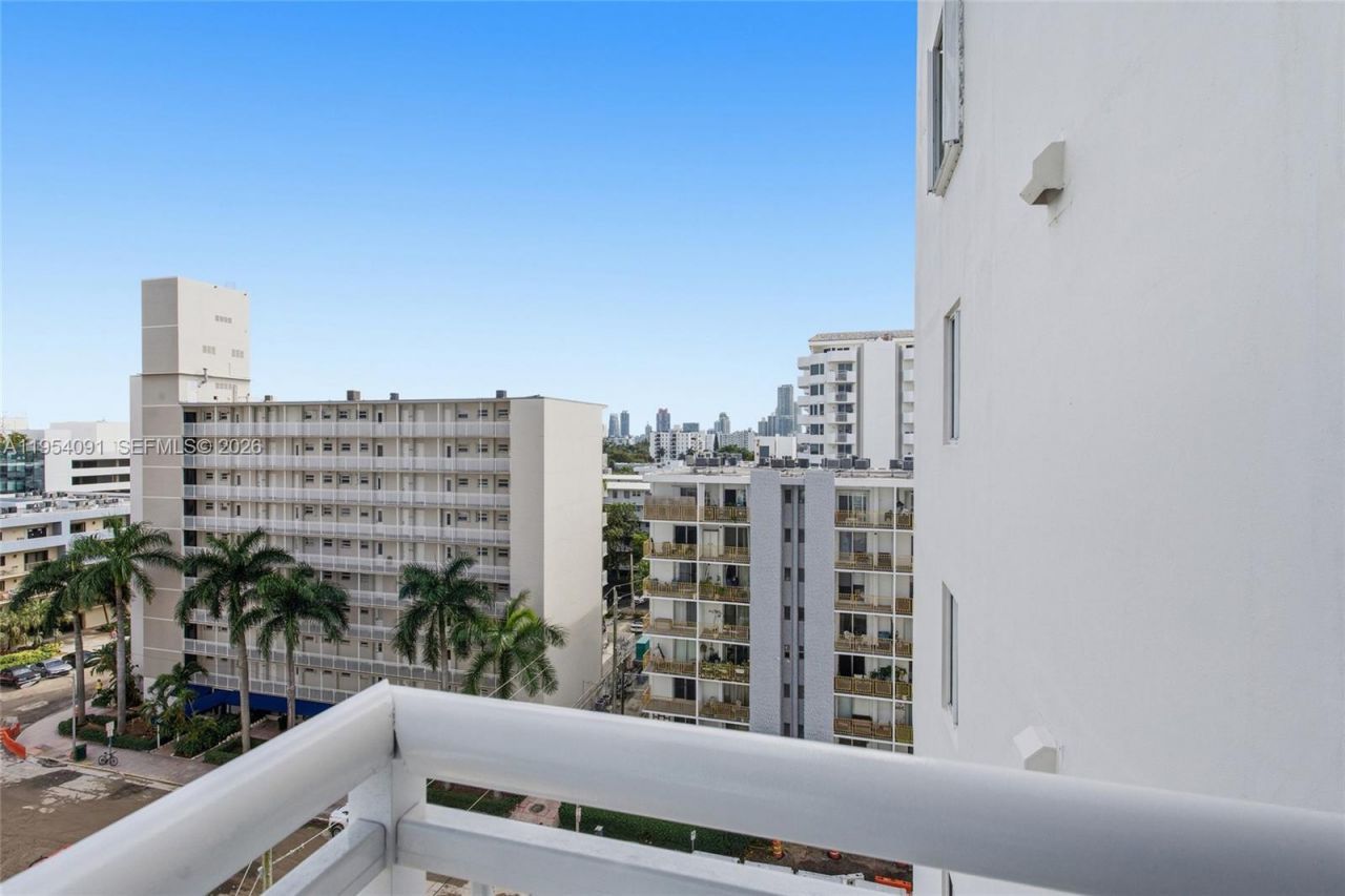 1345 Lincoln Rd, Unit 1006, Miami Beach, FL 33139 Photo