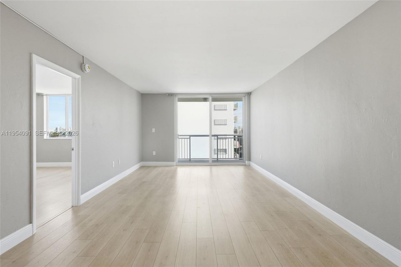 1345 Lincoln Rd, Unit 1006, Miami Beach, FL 33139 Photo