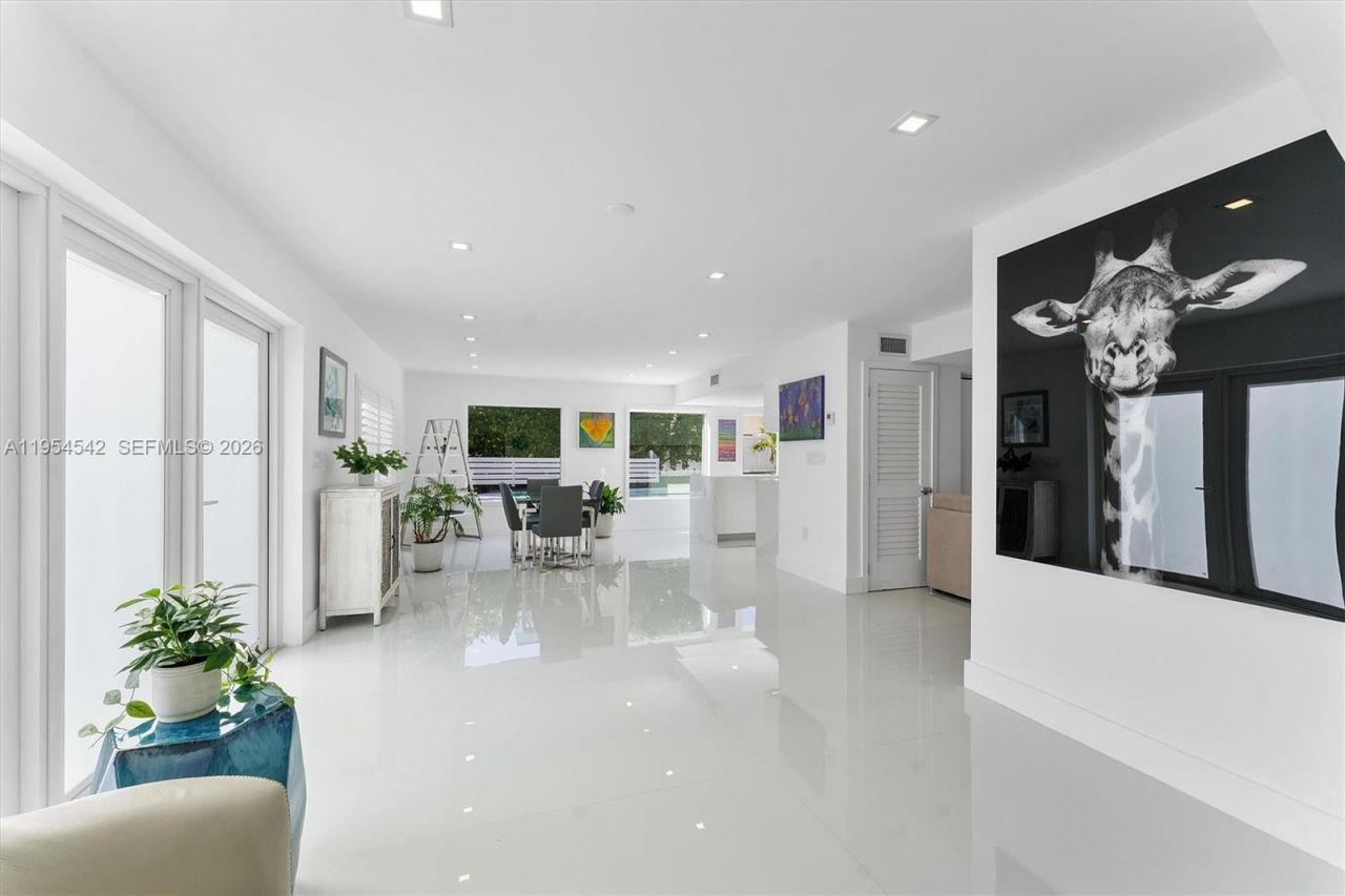 1903 Bay Dr , Pompano Beach, FL 33062 Photo