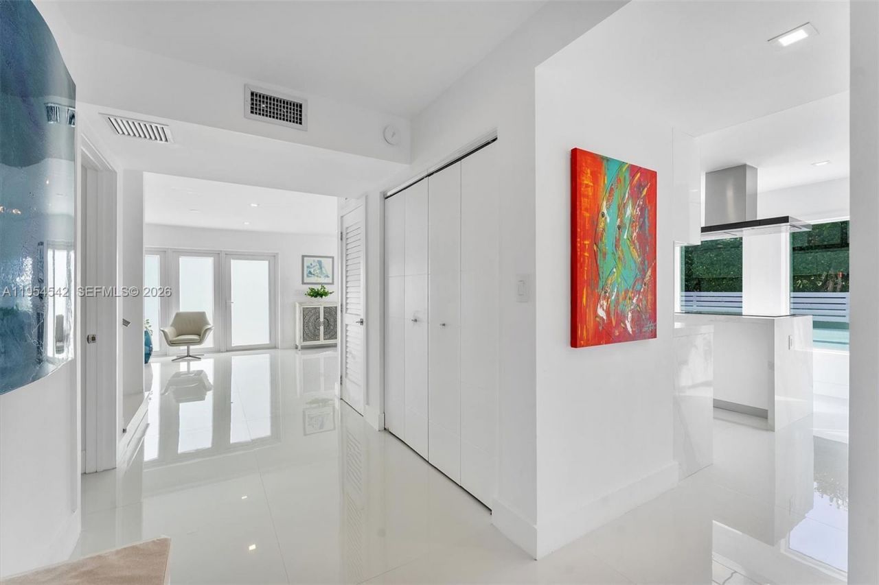 1903 Bay Dr , Pompano Beach, FL 33062 Photo